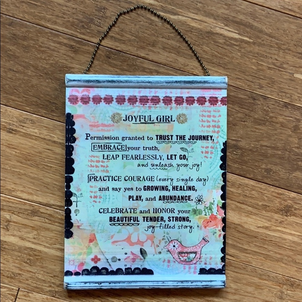 ☀️ 3/$36 or 2/$30 
NEW KELLY RAE ROBERTS “Joyful Girl” Wall/Shelf 7x9